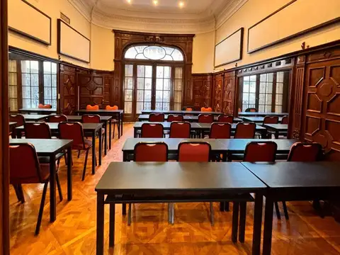 Oficina Monoambiente con 8 baños