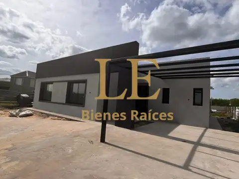 Venta Casa Barrio San Sebastian - Area 9