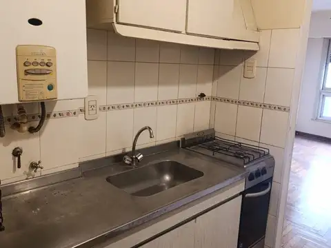 Hortiguera 200, Piso 1