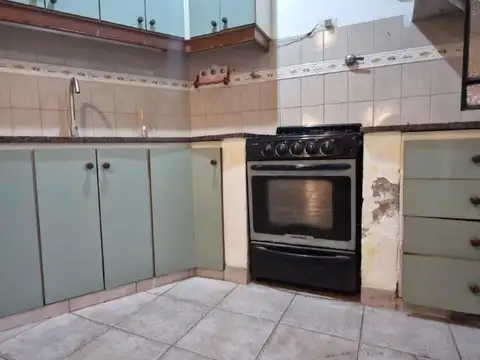Depto Tipo Casa en Venta 60 años