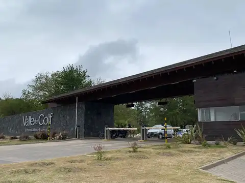 VENTA TERRENO EN VALLE DEL GOLF TERCERA ETAPA  