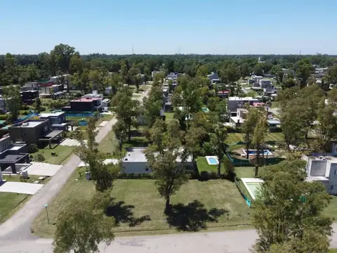 LOTE CENTRAL 600M2 EN ALVAREZ DEL BOSQUE MORENO