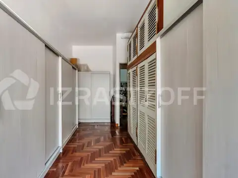 Oficina en venta en Palermo Soho, 7 ambientes con terraza. Reciclado. Apto profesional y comercial