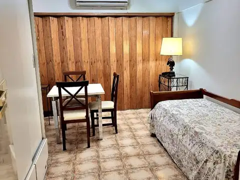 Santa Fe 1100, Piso 2