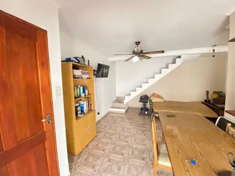 Depto Tipo Casa en Alquiler de 2 dormitorios