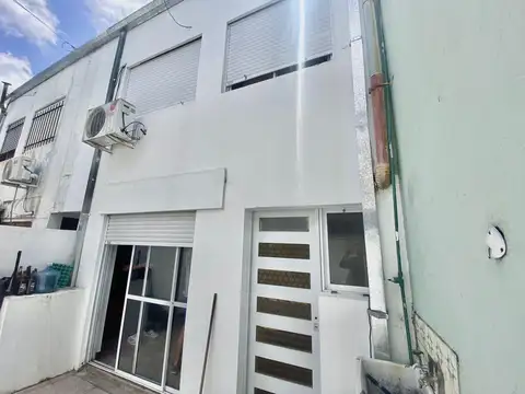 Depto Tipo Casa en Alquiler al Sur