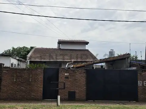VENTA CASA 4 AMBIENTES.JOSE C.PAZ