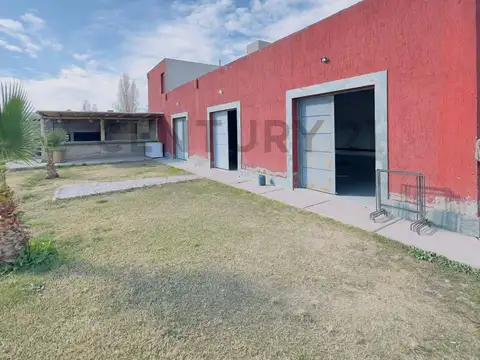 Fondo Comercio en Venta con 10 cocheras