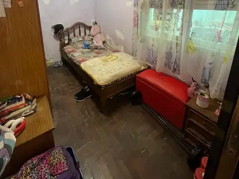Depto Tipo Casa en Venta 40 años