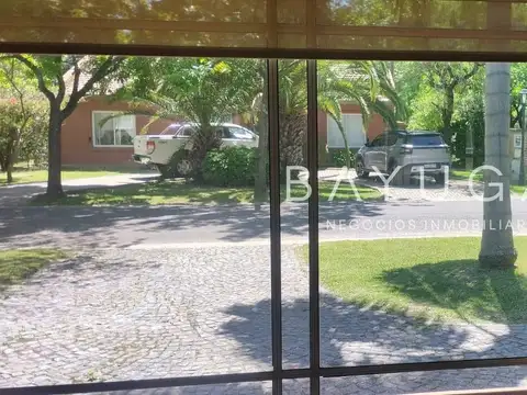 Casa en Venta en La Arboleda  - Escobar, USD 180.000