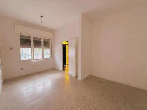 Rio De Janeiro 827 - Terreno De 10 x 25 En Venta - Belgrano, Rosario