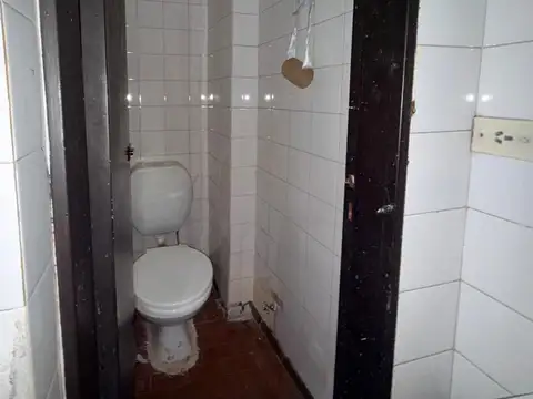 Local en Venta 51 años
