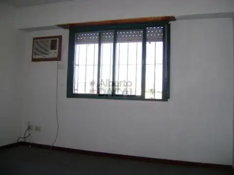 Depto Tipo Casa en Venta 40 años