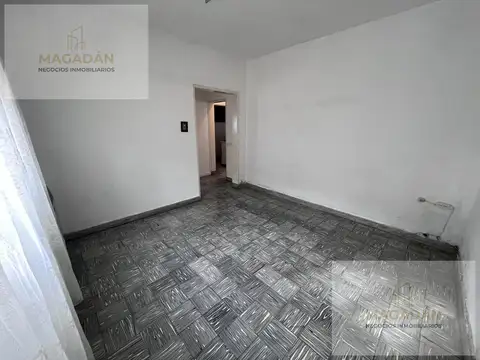 Depto Tipo Casa en Venta 40 años