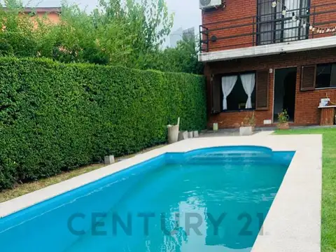 Venta de casa 4 ambientes con pileta, De Vicenzo Chico, Pilar