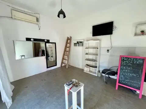 Local en Alquiler en Castelar Norte, $ 500.000