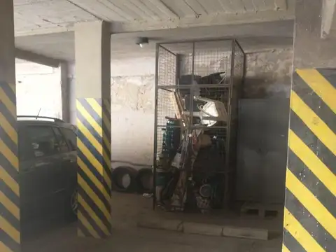 Cochera en Venta para coche grande