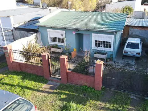 VENTA CASA SOBRE LOTE DE 331M2 TODOS LOS SERVICIOS
