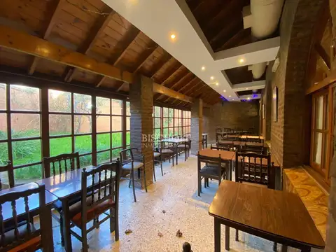 EXCELENTE LOCAL GASTRONOMICO EN ESQUINA, SOBRE AVENIDA 3