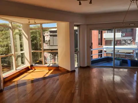 Departamento 4 ambientes con 3 baños