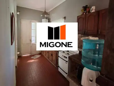 Casa 5 ambientes con 2 baños