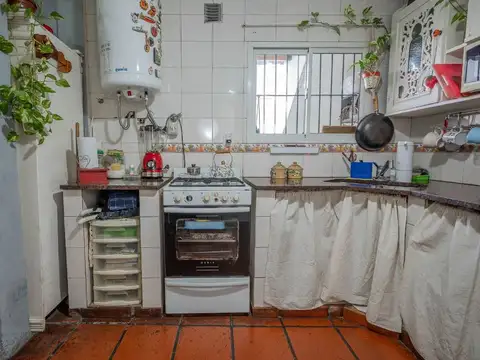 Depto Tipo Casa en Venta 48 años