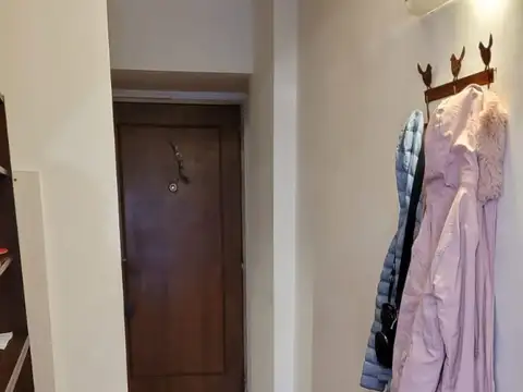 FRENCH 2700, Piso 1°