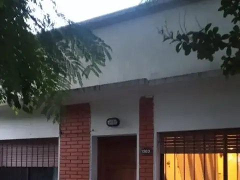 Casa  en Venta ubicado en Quilmes Oeste, Quilmes, G.B.A. Zona Sur - SVN0958_LP584749_1