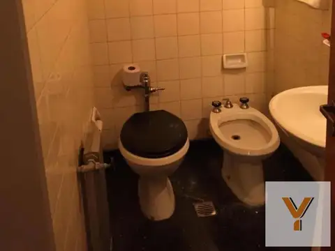 Departamento 5 ambientes con 2 baños