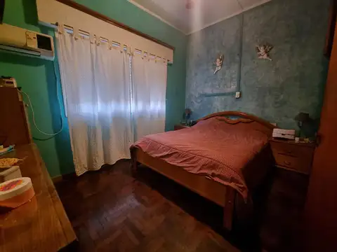 Depto Tipo Casa en Venta 50 años