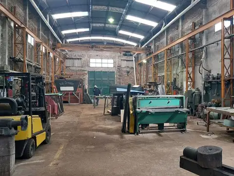 VENTA GALPON LAFERRERE