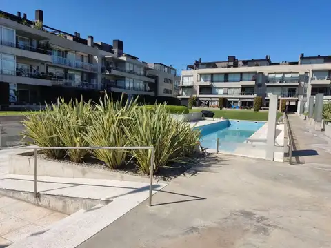 VENTA DE DEPARTAMENTO EN VILANOVA RAMOS MEJIA, 3AMBIENTES,TIPO DUPLEX 97M2