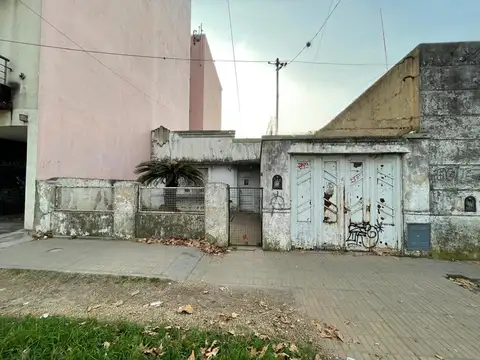 Mitre 900