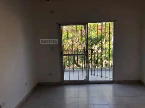 Depto Tipo Casa en Alquiler de 1 dormitorio