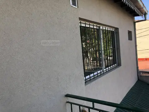Depto Tipo Casa en Alquiler de 2 ambientes