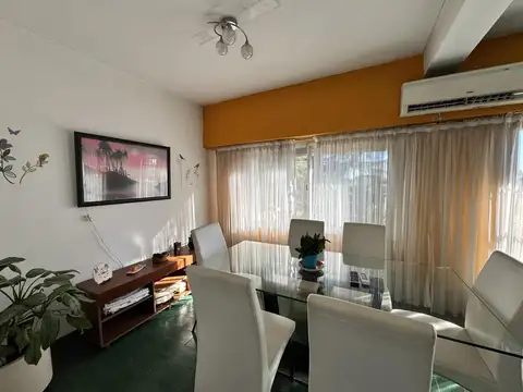 Departamento 4 ambientes con 2 baños