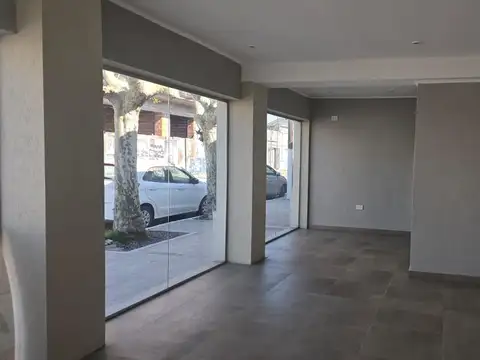 Local en Alquiler en Cañuelas, $ 950.000