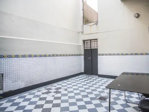 Depto Tipo Casa en Venta en Colegiales, USD 280.000