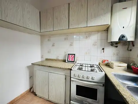 Depto Tipo Casa 2 ambientes con 1 baño