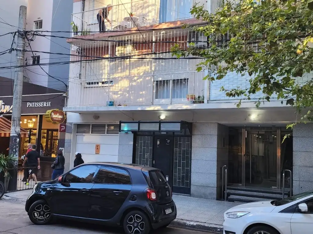 Rosales 200 , Piso 4