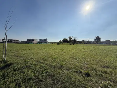 Terreno en Venta 30  mts Fondo