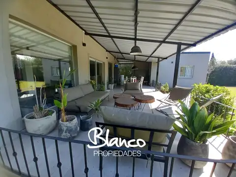 Casa en Venta en Mirasoles, USD 319.000