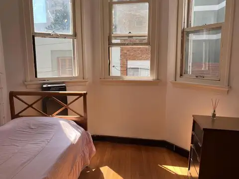 Depto Tipo Casa en Venta 60 años