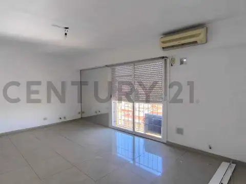Terrero 32600, Piso 9