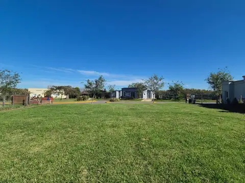 Terreno en Venta en San Sebastián, USD 120.000