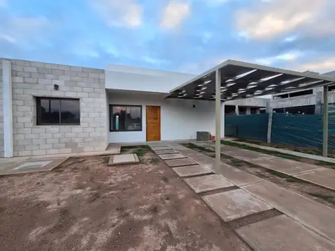 Casa a eatrenar B° Privado Cortaderas 3,Guaymallén