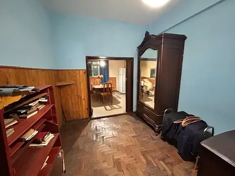 Depto Tipo Casa en Venta 50 años