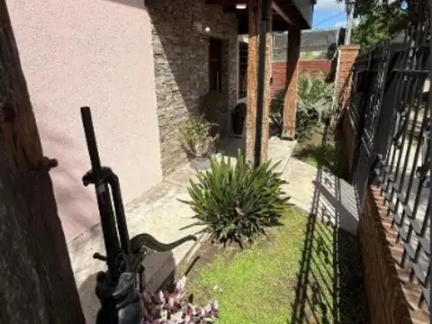 Justo José De Urquiza Y Amado Nervo