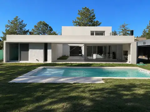Exclusiva casa de diseño en venta | La Peregrina