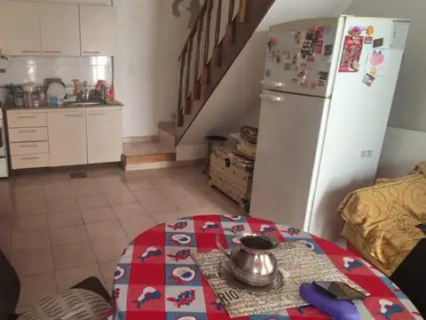 Depto Tipo Casa en Venta de 2 ambientes